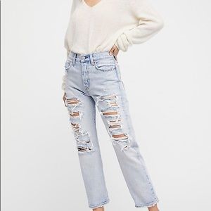 Brand New Levi’s Wedgie Straight Jeans